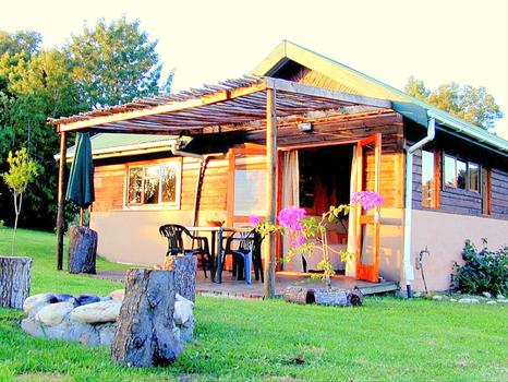 Peace of Eden Travelers Lodge, Backpackers, & Self Cater Chalets Knysna