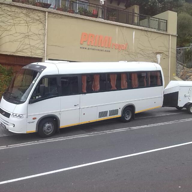 Way 2 Go Shuttle Service and Tours Cape Town